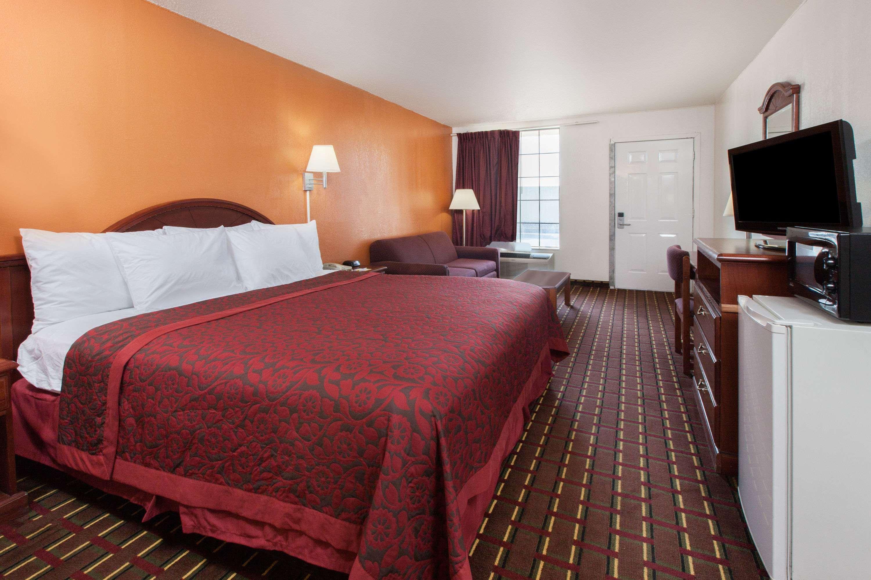 Days Inn By Wyndham El Reno Bagian luar foto