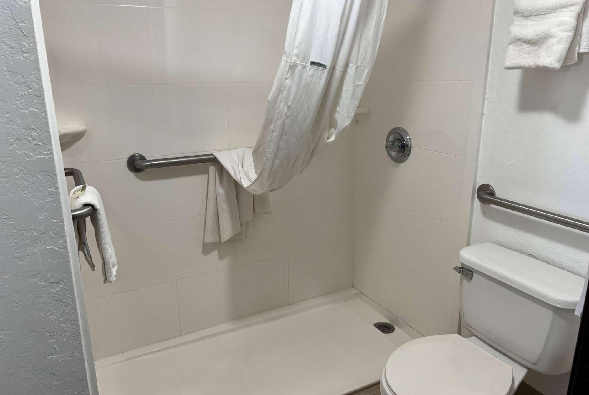 Days Inn By Wyndham El Reno Bagian luar foto
